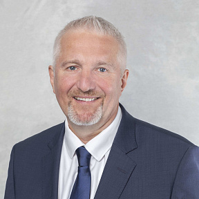 Михаил Ермолаев